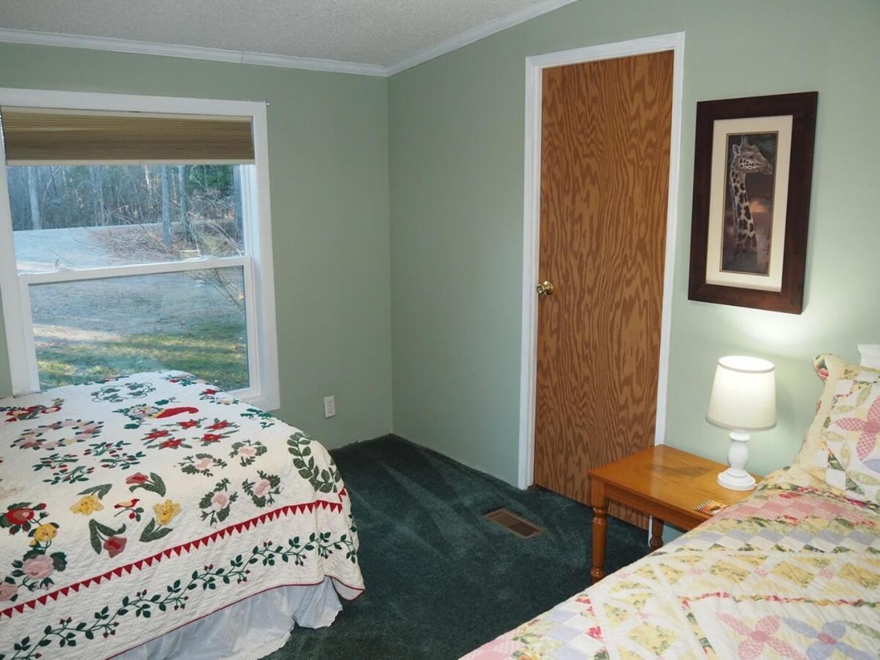 The Green Lake Getaway - Shared Lake Access! Interlochen Εξωτερικό φωτογραφία
