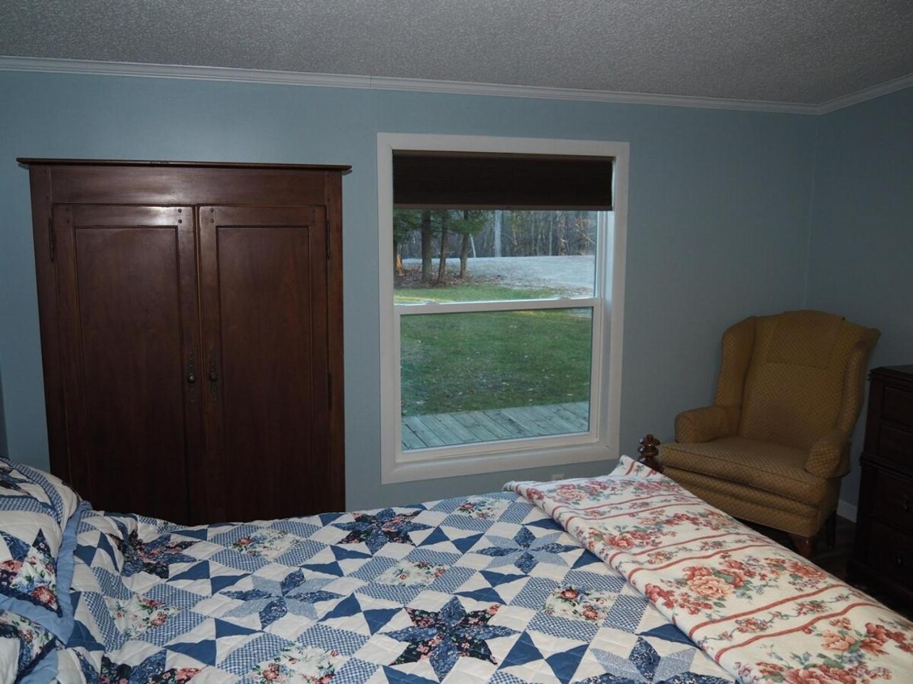 The Green Lake Getaway - Shared Lake Access! Interlochen Εξωτερικό φωτογραφία